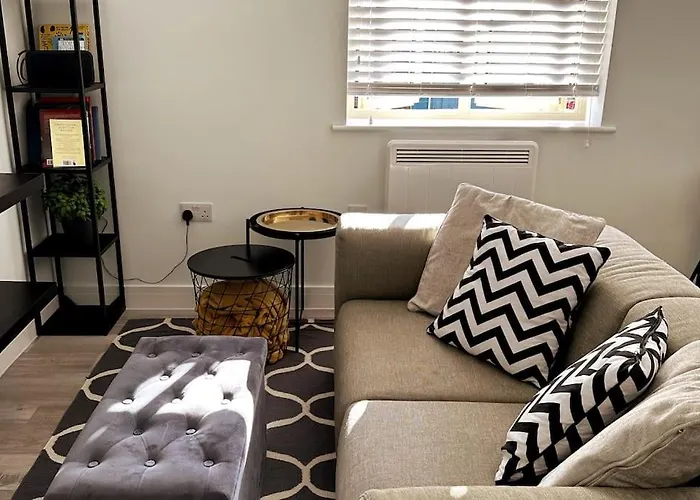 Stylish And Modern One-Bedroom Flat In Dorset