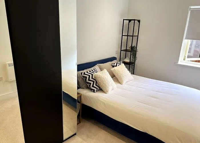 Stylish And Modern One-Bedroom Flat In Dorset